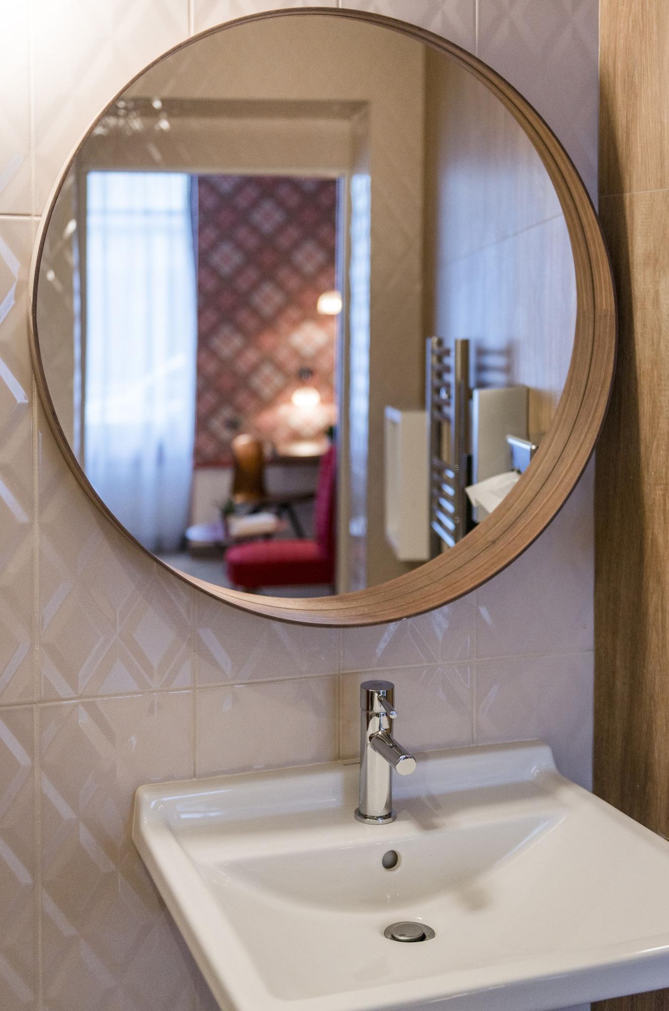 Hotel Boris V. By Happyculture Левалоа-Пере Екстериор снимка