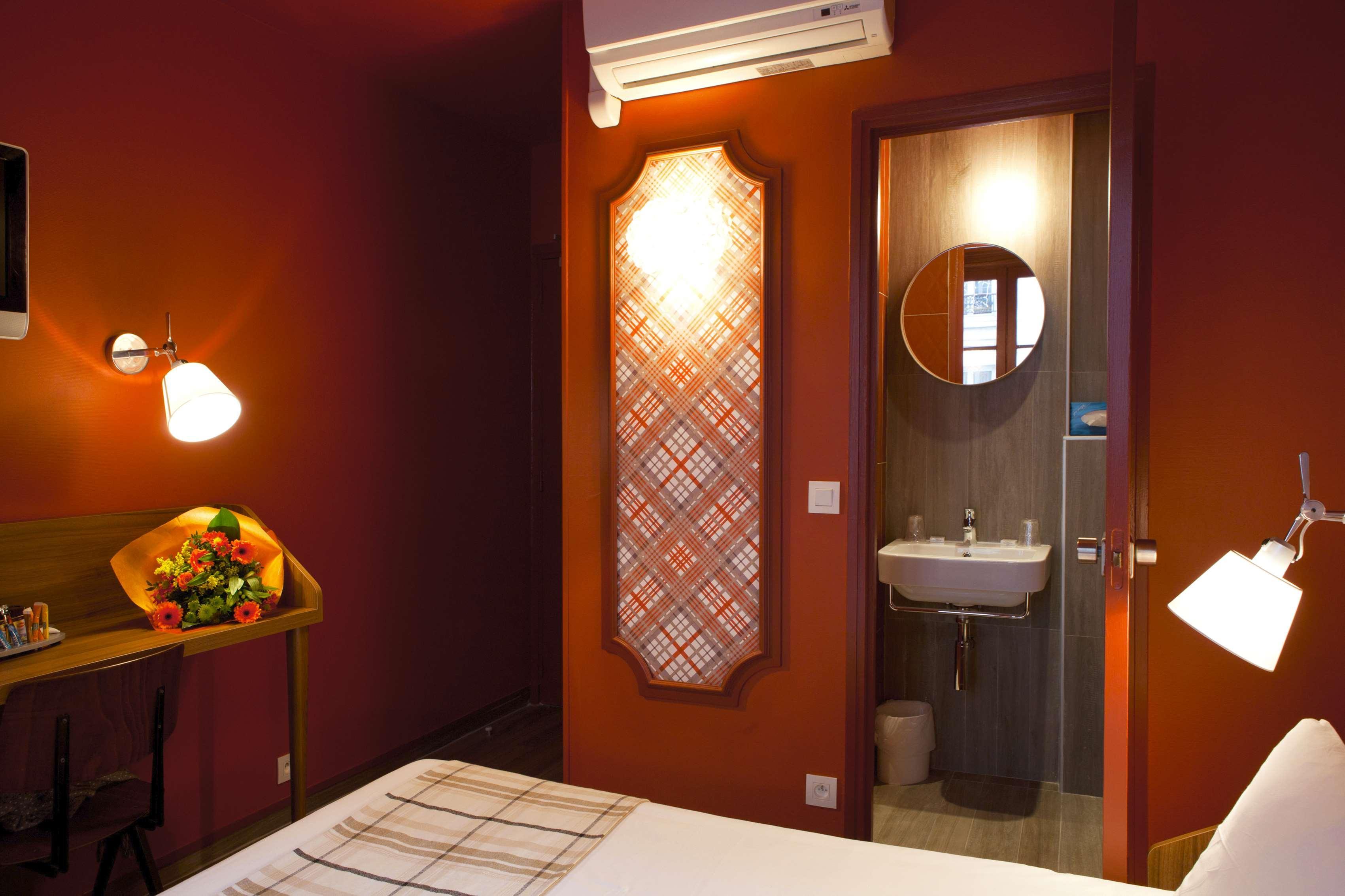 Hotel Boris V. By Happyculture Левалоа-Пере Екстериор снимка